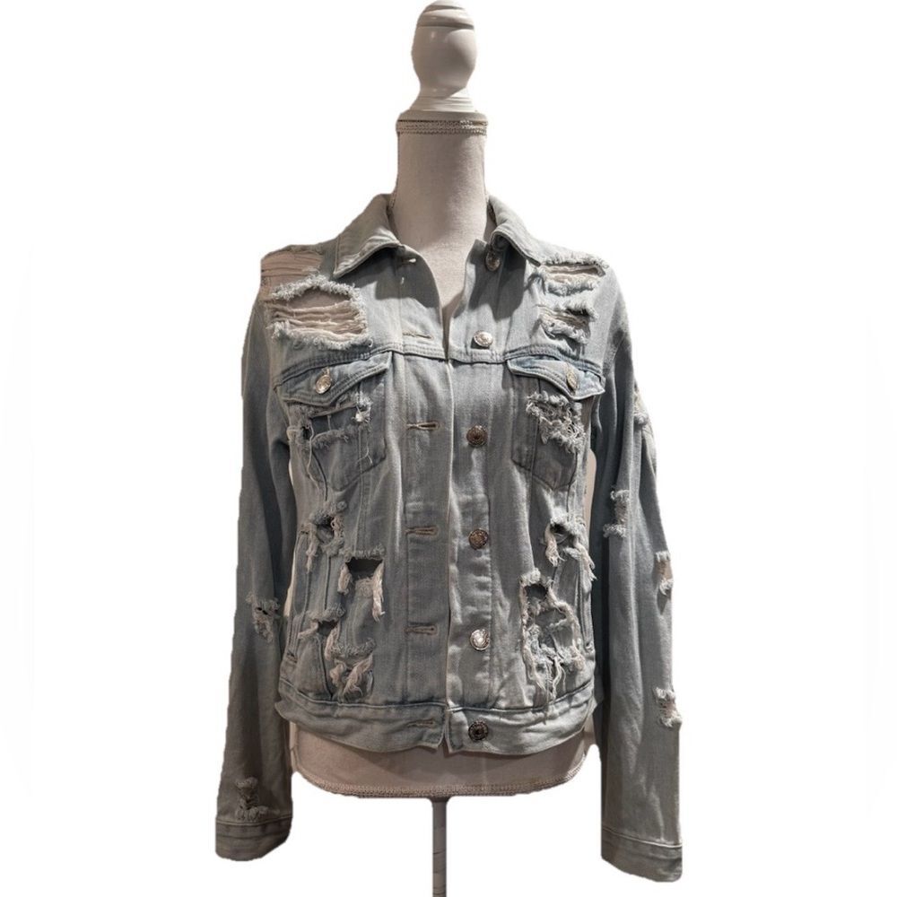 Forever 21 Distressed Light Wash Denim Jacket Small - Picture 2 of 8
